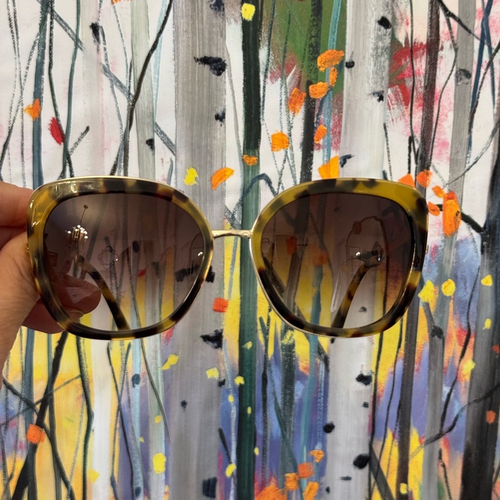 Chico's Brown Oversized Sunglasses with Tortoiseshell Pattern - Picture 12 of 16